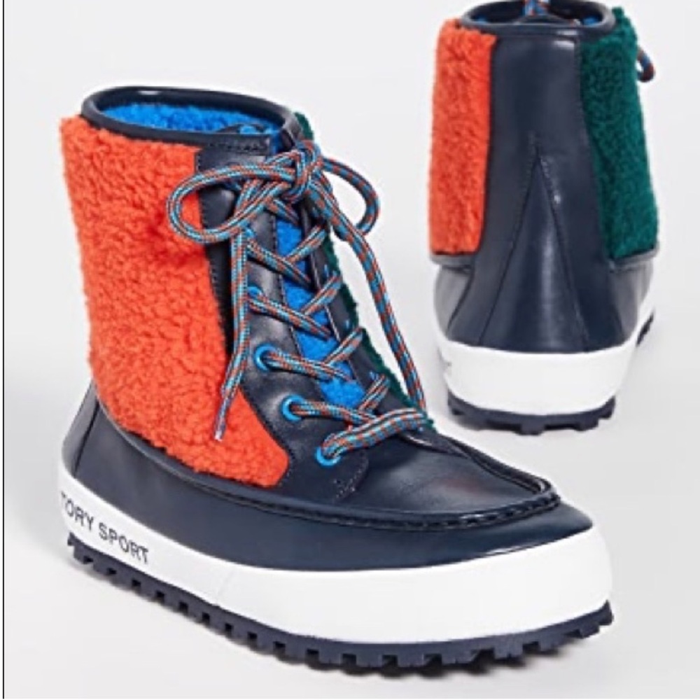 Tory Sport NWOB Leather Shearling Moccasin Boots in Navy/Red - Size 10